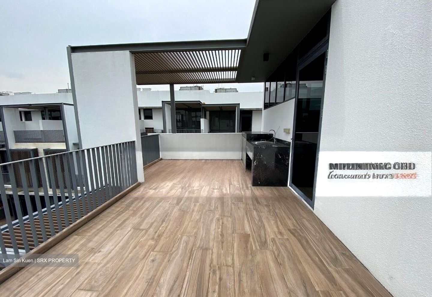 Sunrise Terrace (D28), Terrace #502196231